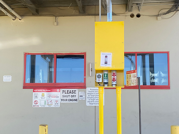 Truck drivers can send freight bills and other important documents through the yellow station.